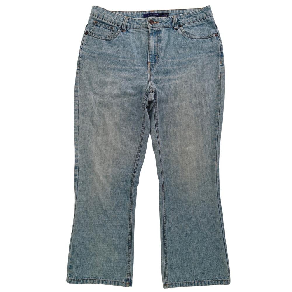 Bill Blass Jeans Petite Signature Fit Light Wash Blue Denim Size 12P 100% Cotton
